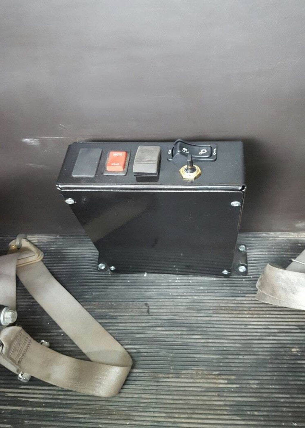 Single trailer hydraulics 3