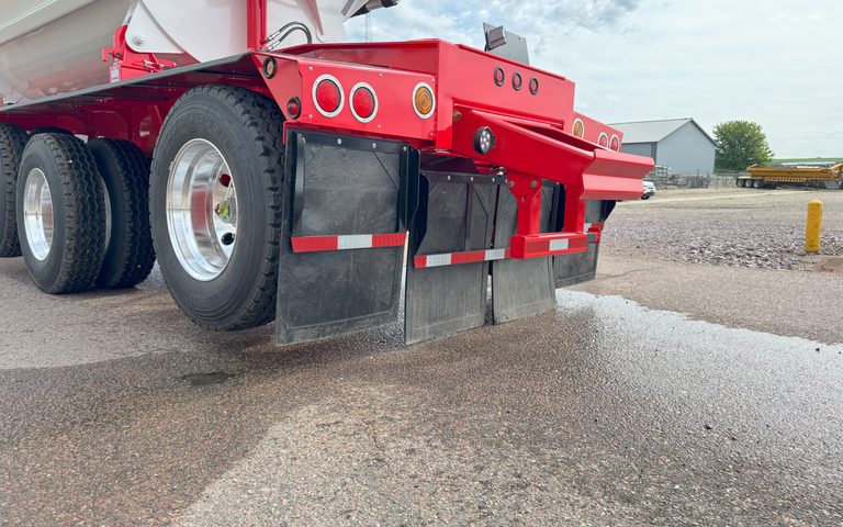 Rear mudflaps fw